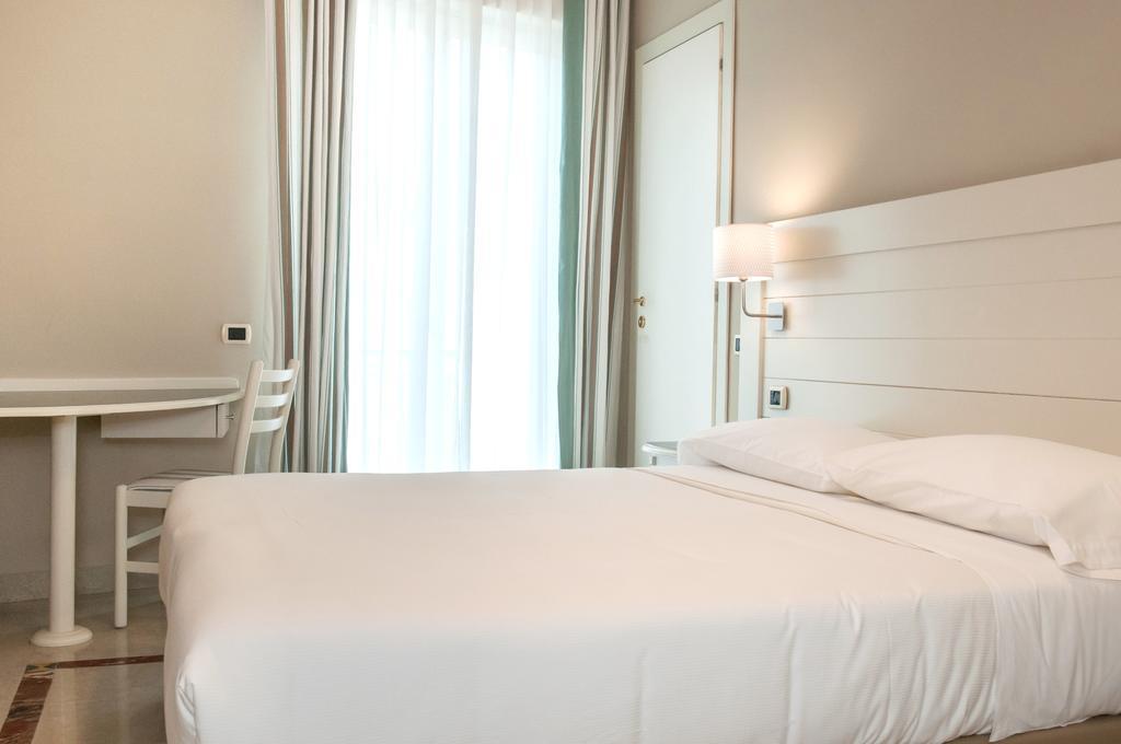 Hotel Astoria 3*